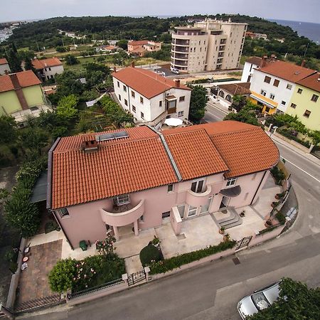 Apartments Sablic Пула Экстерьер фото