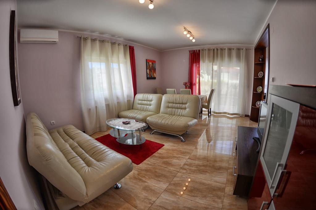 Apartments Sablic Пула Экстерьер фото
