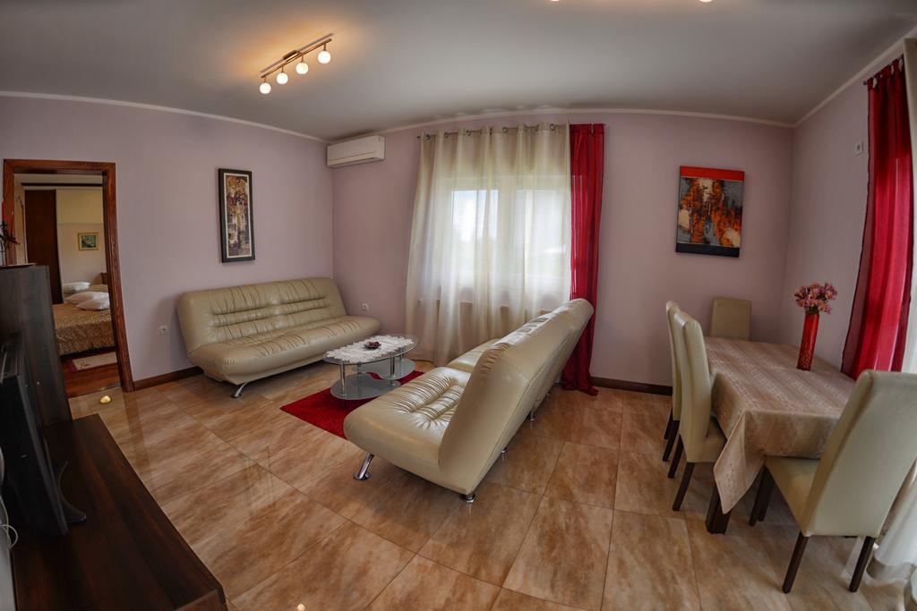 Apartments Sablic Пула Экстерьер фото