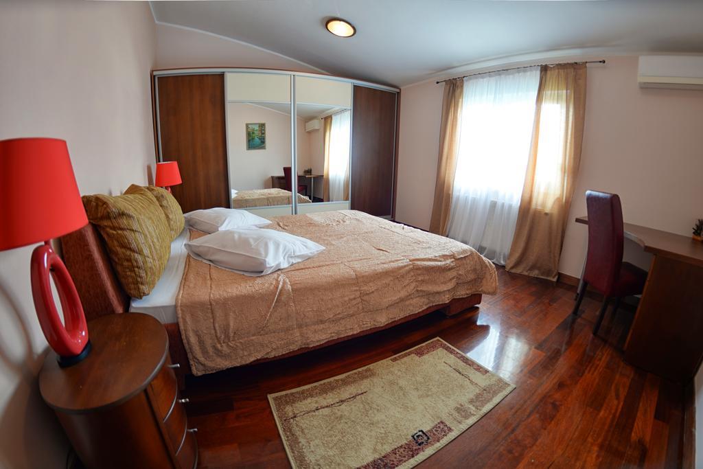 Apartments Sablic Пула Экстерьер фото